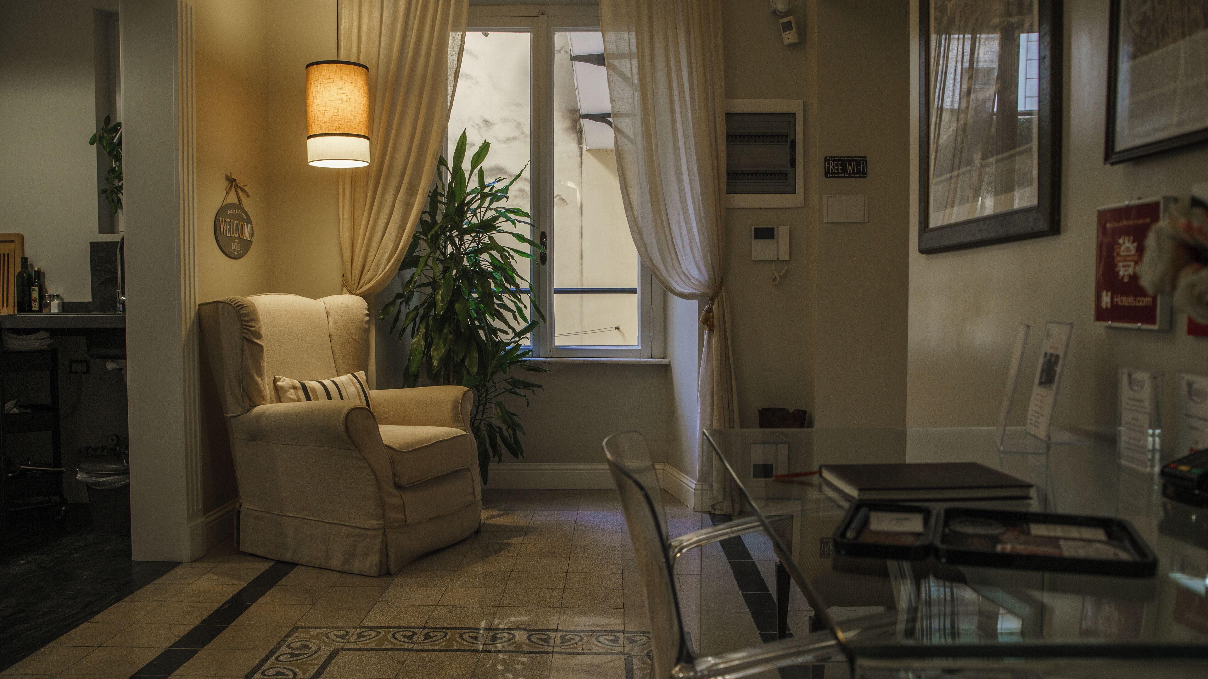 平面電視、付費電影