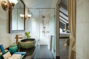 Bathroom - AIRA Boutique Hoi An Hotel & Spa (Da Nang)