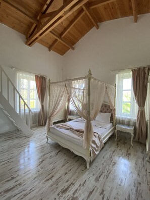 Deluxe-Suite, 1 Schlafzimmer | Zimmersafe, kostenloses WLAN