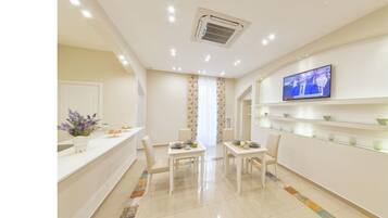 Colazione a buffet inclusa, servita tutte le mattine