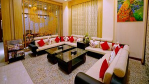 Unclassified image, 3 of 22, button - King Park Hotel (Mandalay)