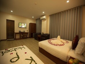 Minibar, in-room safe, desk, blackout curtains