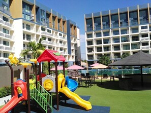 Children’s play area – outdoor - Laguna Beach Resort 2 By Homelicious Hospitality (Pattaya)