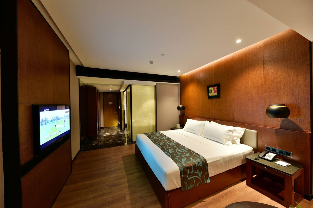 Double Room (View) | In-room safe, desk, blackout curtains, rollaway beds