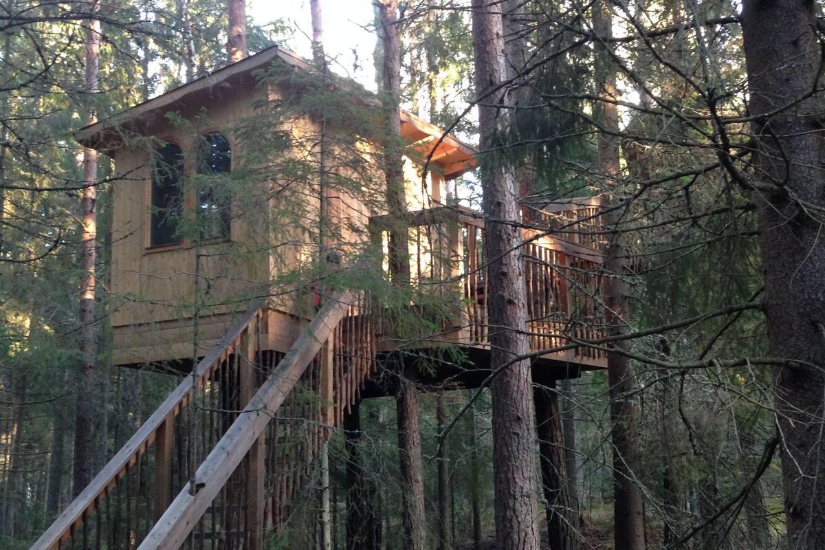 Tree House (Small Part of the Kråkslottet) | Individually decorated, individually furnished