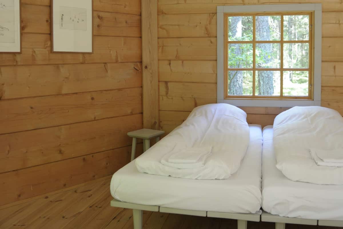 Cabin (Hattstugan) | Individually decorated, individually furnished