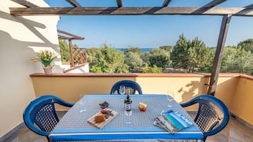 Apartment, 2 Bedrooms (Il Castello 3) | Terrace/patio