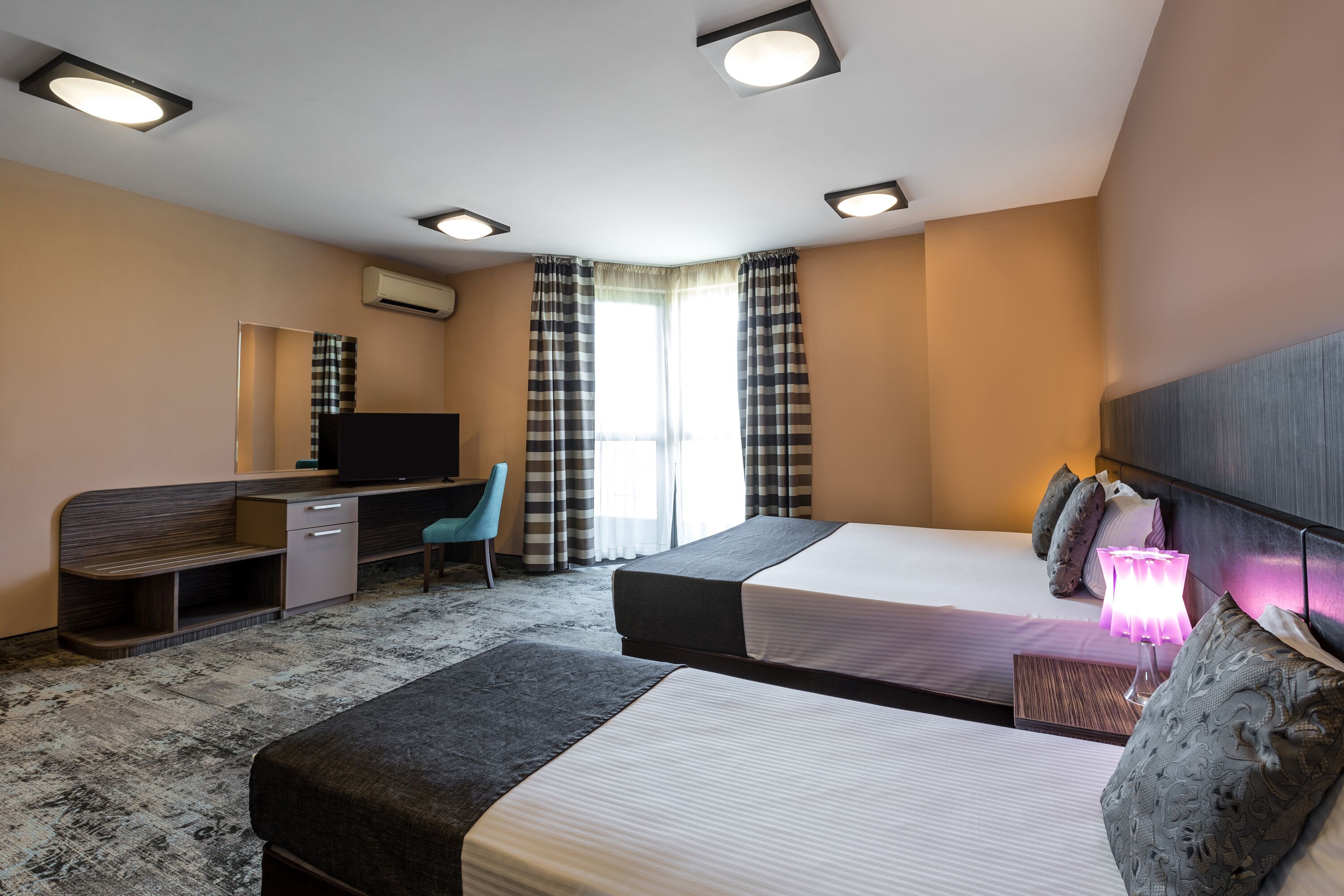 Photo - Plaza Hotel Plovdiv - Free Parking