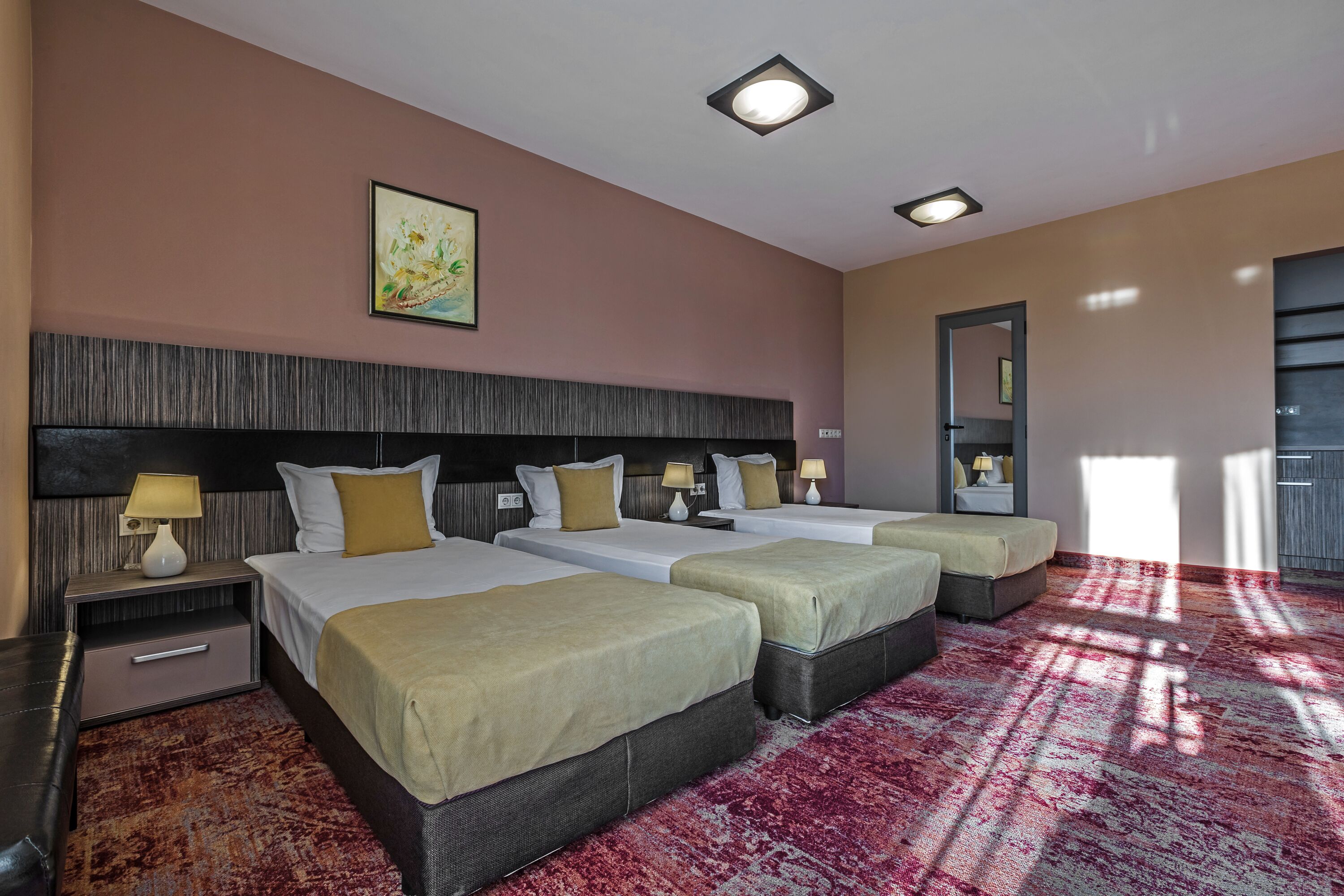 triple room | 1 bedroom, minibar, desk, soundproofing