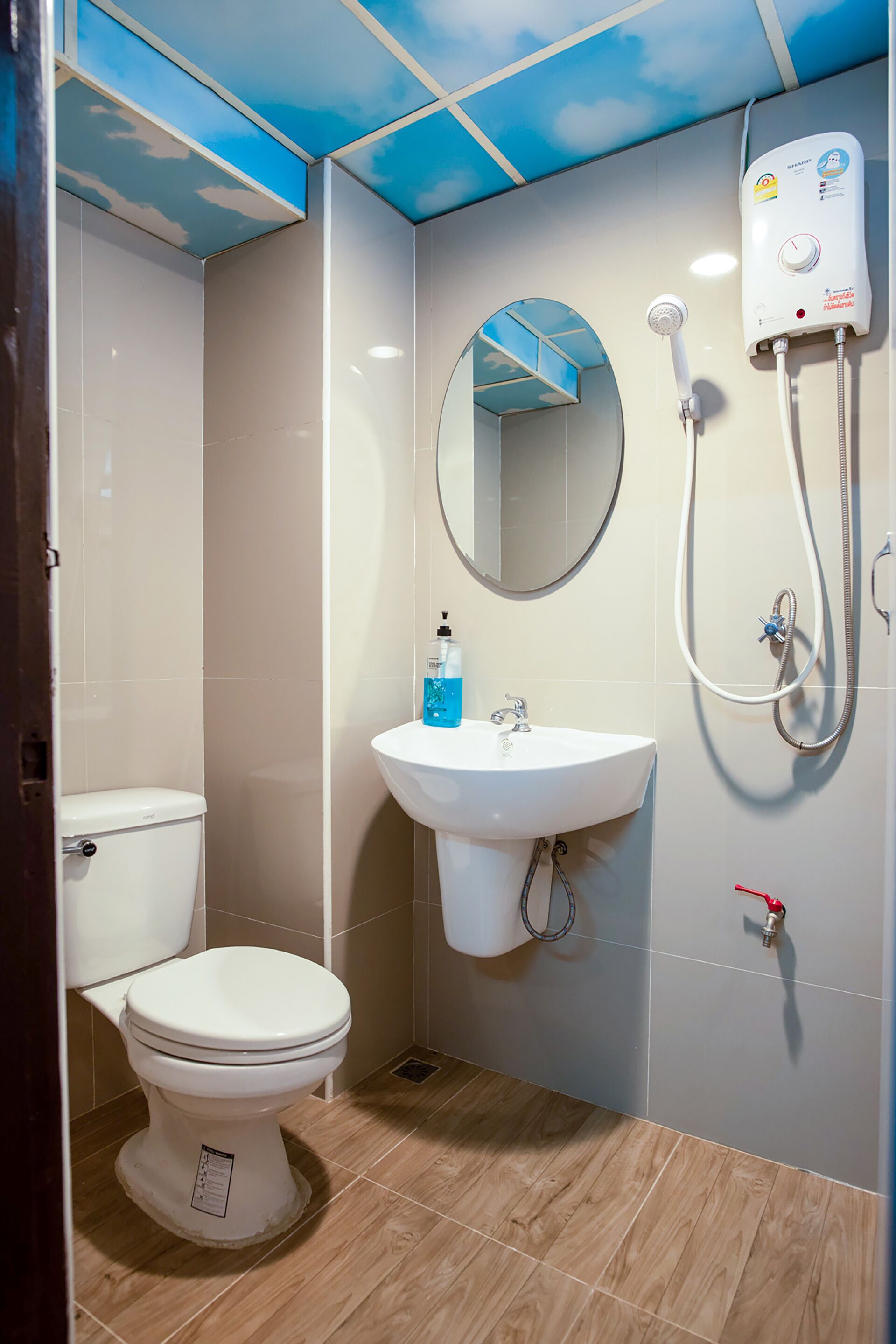 Foto - Gedkanok Apartment