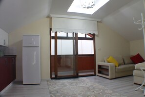 Apartment, 2 Bedrooms | Living area | LCD TV - Gol Otel (Çaykara)