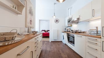 Apartment, 2 Schlafzimmer (Allegro) | Eigene Küche | Großer Kühlschrank, Mikrowelle, Ofen, Herdplatte