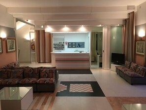 Lobby sitting area - Hotel Angeli (Rimini)