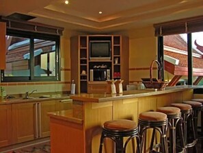 Villa, 5 Bedrooms, Private Pool, Ocean View | Private kitchen