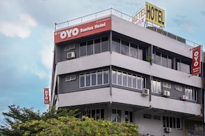 Exterior - OYO 90118 Suntex Hotel (Cheras)