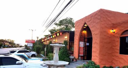 Ruen Narisara Resort