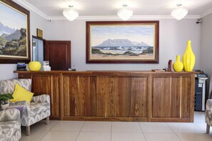 Reception - Waterkloof Guest House (Pretoria)