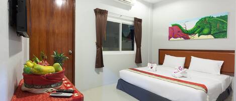 Room | Down comforters, minibar, in-room safe, desk