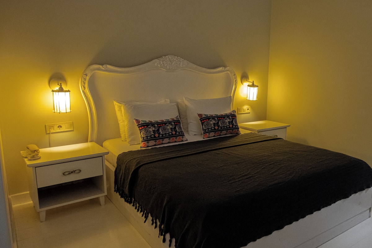 Exclusive Suite, 1 King Bed