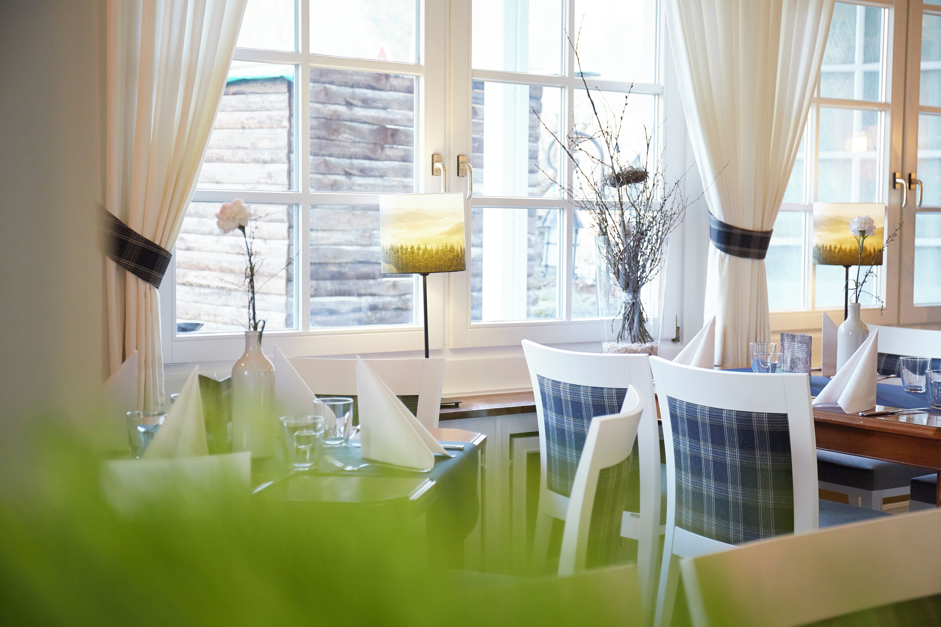 Lunch and dinner served, Regional cuisine