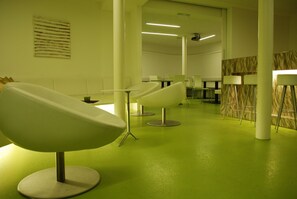 Bar lounge
