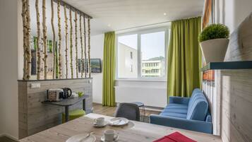 Appartement, accessible aux personnes à mobilité réduite, non-fumeur | Restauration dans la chambre