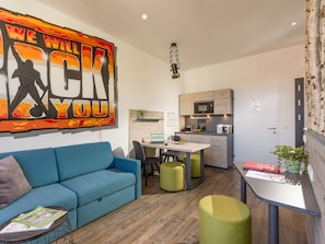 Apartment, Accessible, Non Smoking | Living area | 42-inch flat-screen TV with cable channels, TV - Backstage Kufstein (Kufstein)
