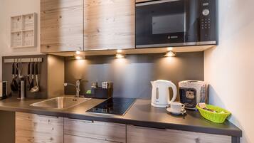 Appartement, accessible aux personnes à mobilité réduite, non-fumeur | Cuisine privée