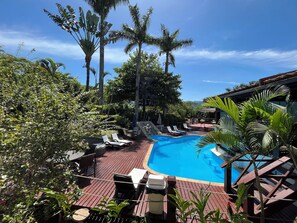 Front of property - Pousada Villa Nina (Ilhabela)