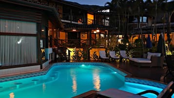Piscina externa