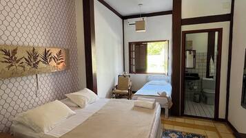 三人房 | 免费 WiFi、床单