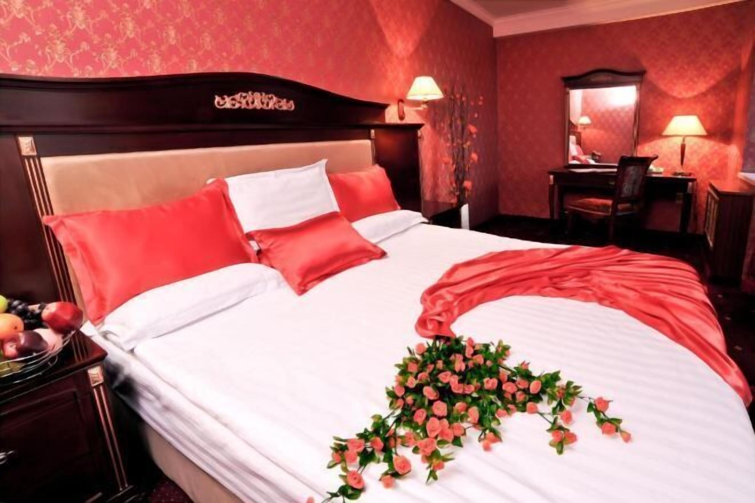 Minibar, bureau, espace de travail pour ordinateur portable