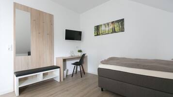 Skrivbord, ljudisolering, gratis wi-fi och sängkläder