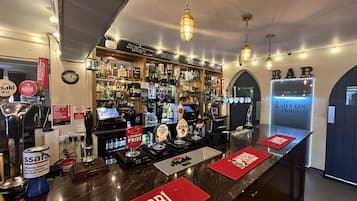 Bar (in der Unterkunft)