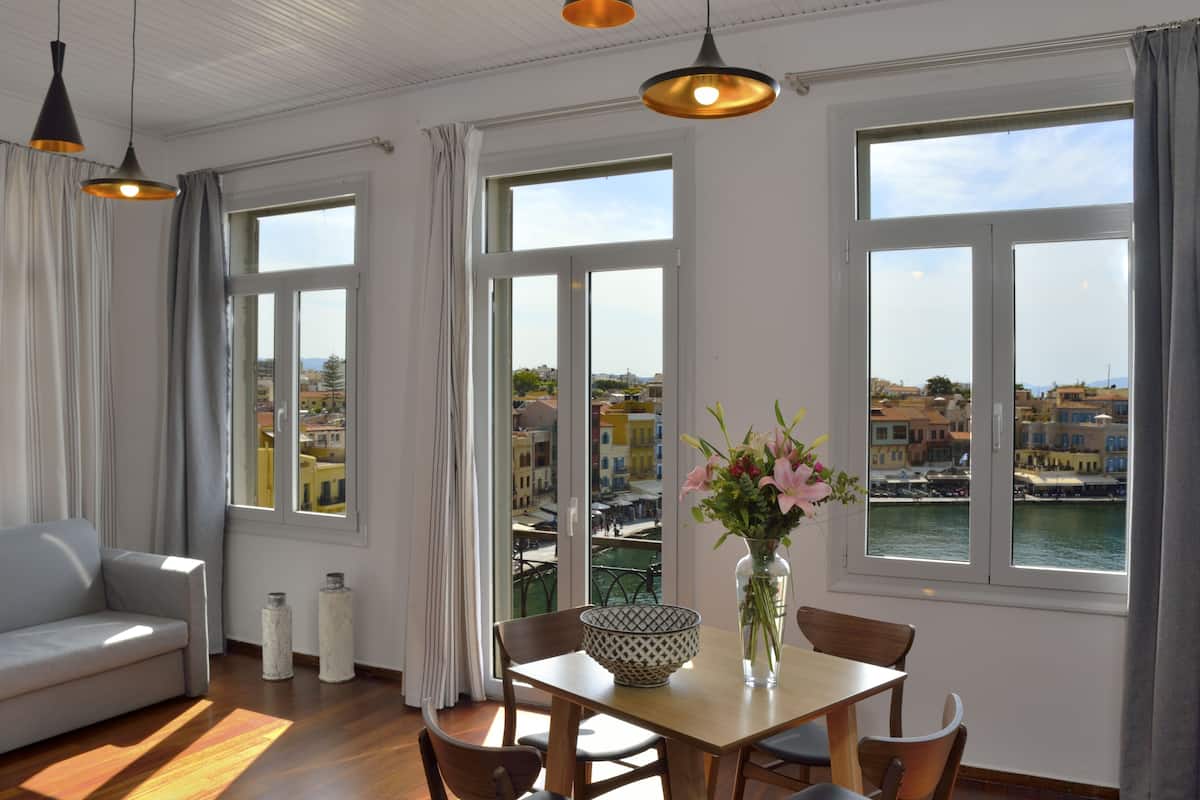 One Bedroom Suite with Sea view | 객실 내 금고, 책상, 방음 설비, 무료 WiFi