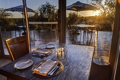 Restaurant. Naankuse Lodge