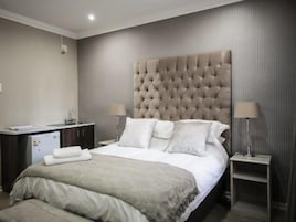 Iron/ironing board, free WiFi