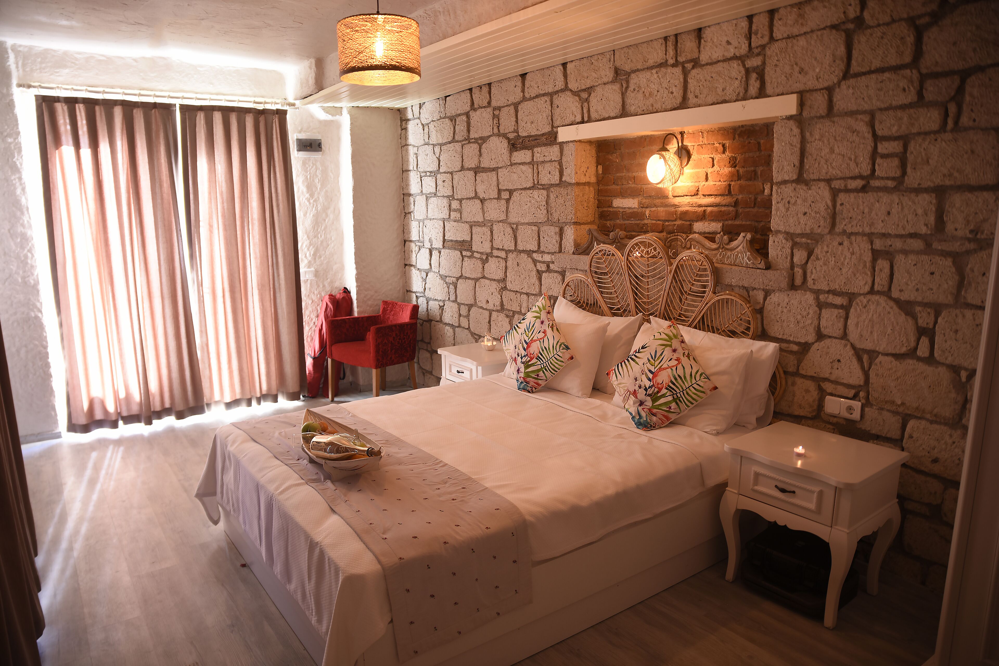 junior room | egyptian cotton sheets, premium bedding, select comfort beds