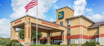 Quality Inn & Suites Lawrenceburg