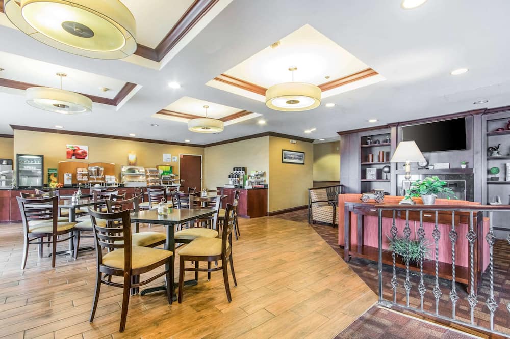 Quality Inn & Suites Lawrenceburg