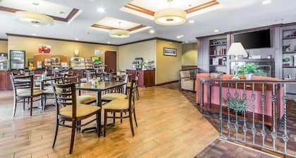 Quality Inn & Suites