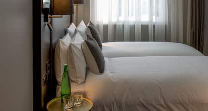 Camden Enterprise Hotel & Pub