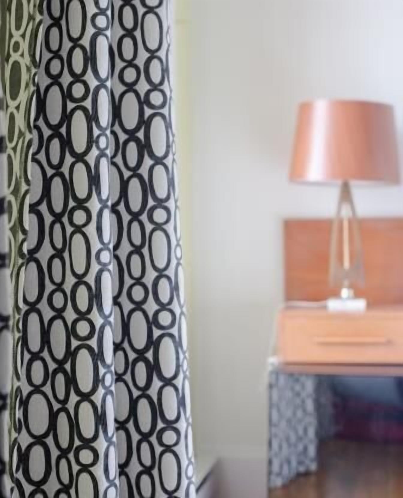 junior double room single use, 1 queen bed, private bathroom, city view | 1 bedroom, individually decorated, iron/ironing board, free wifi