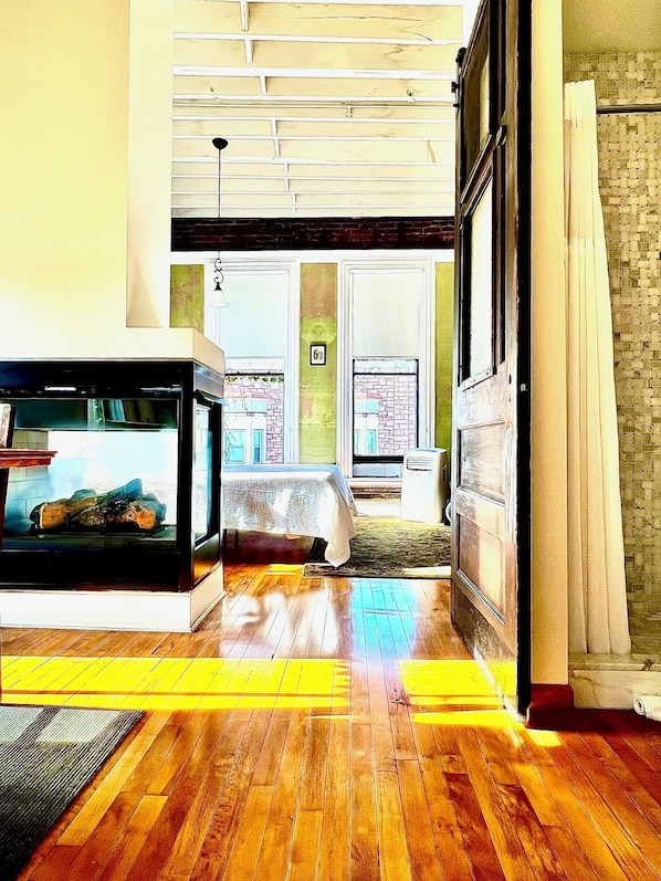 Suite estudio Premium, varias camas, chimenea | Decoración personalizada, tabla de planchar con plancha y wifi gratis