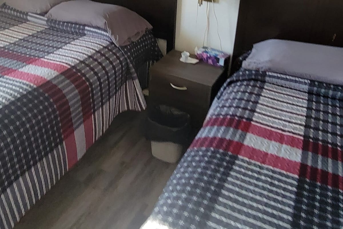 Habitación doble, 2 camas matrimoniales | Ropa de cama de alta calidad, edredón y camas con pillow-top