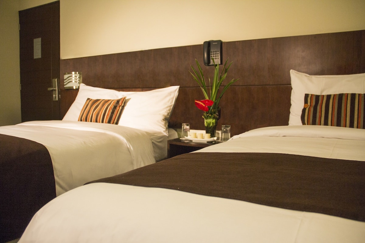 Twin Room | Minibar, rollaway beds (surcharge), WiFi (free)