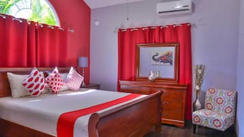 Family Villa, 3 Bedrooms, Accessible, Hill View | 2 bedrooms, Egyptian cotton sheets, premium bedding, in-room safe