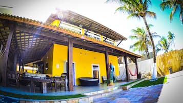 Fachada