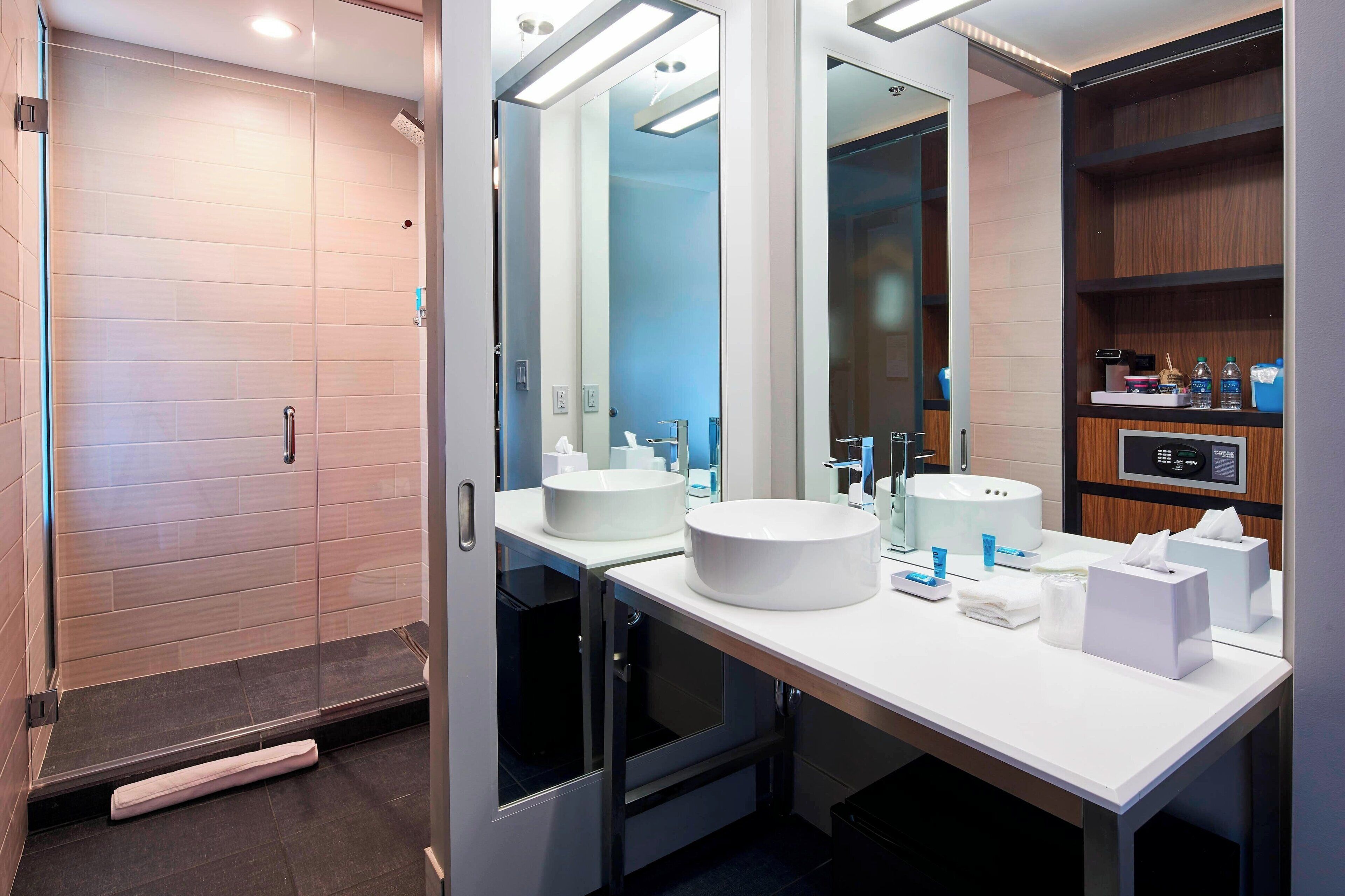 shower, free toiletries, hair dryer, towels