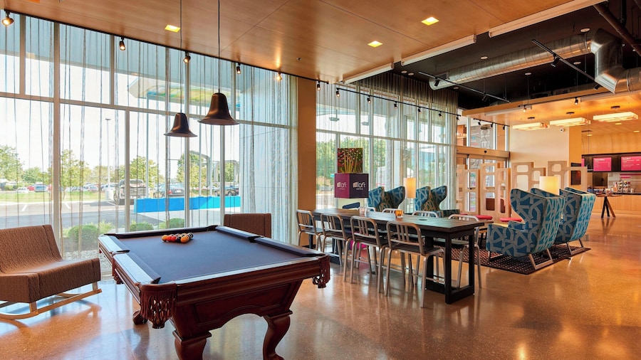 Aloft Cleveland Airport